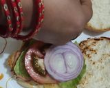 वेज बर्गर (Veg burger recipe in hindi) रेसिपी चरण 4 फोटो