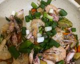 Foto langkah ke 4 dari resep Udang dan Cumi Tumis Pedas.