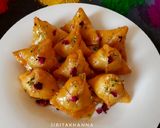 A picture of step 5 of Mishti Singara or Kheeri Singara.