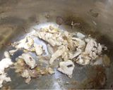 A picture of step 6 of Chicken veg manchow soup.