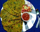 A picture of step 5 of Spring Onion Paratha.