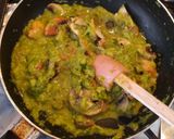 Foto del paso 2 de la receta: Fideos con salsa con espárrago y atún
