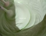 Foto langkah ke 4 dari resep Bolu Pandan Kukus.