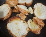 Foto del paso 3 de la receta: Capirotada de fresa a las Tres leches