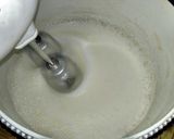 Foto langkah ke 4 dari resep Banana Chiffon Cake.