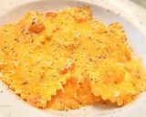 Foto del paso 5 de la receta: Raviolis rellenos de carne a la brasa con suave crema boloñesa