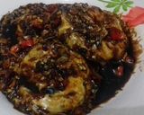 Foto langkah ke 4 dari resep Telur ceplok tumis kecap.