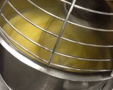 A picture of step 3 of Sponge Cake.