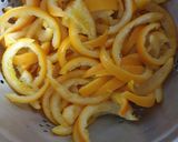 Foto del paso 3 de la receta: Cascaritas de naranjas caramelizadas (con o sin chocolate)