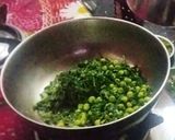 A picture of step 3 of Methi Lilva Subji.