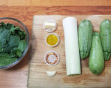 Foto del paso 1 de la receta: Sopa cremosa de calabacitas con poro