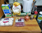 Foto del paso 1 de la receta: Hojaldre relleno de merluza con bechamel de champiñón y jamón