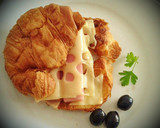 Foto del paso 6 de la receta: Croissant de jamón york y queso emmental