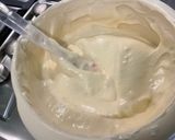 Une image de l'étape 9 de Biscuit de Savoie au café et amandes.