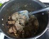 A picture of step 1 of Mutton polaw.