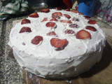 Torta de frutillas y crema🍓