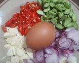 Foto langkah ke 2 dari resep Tumis Pare Pete (tidak pahit).
