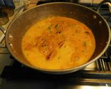 A picture of step 6 of Potato tomato panneer masala.