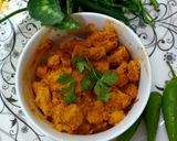 A picture of step 2 of Chicken tikka chunks.