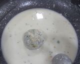 A picture of step 4 of Veg cheese balls.