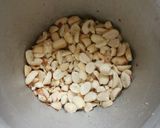 A picture of step 4 of Peanut Cookies.