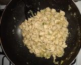 Foto del paso 3 de la receta: Empanadas de pollo súper fácil!