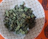 A picture of step 1 of Mint dry rub.