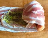 Baconbe göngyölt sertés szelet tojással töltve, vele sült burgonyával recept fázis 2 fotója