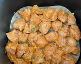 A picture of step 3 of Chicken Tikka Lettuce Wrap:.