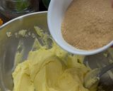 Gambar langkah 1 resipi Crumble cookies.
