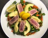 A picture of step 6 of Tuna edamame avocado and pea shoot salad 🥗🇯🇵.