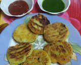 फलाहारी आलू टिक्की (Falahari Aloo Tikki Recipe in Hindi) रेसिपी चरण 3 फोटो