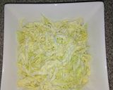 Foto del paso 2 de la receta: Ensalada de col blanco con manzana al pimentón