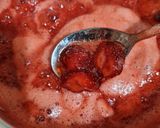 Foto langkah ke 4 dari resep Selai Strawberry.
