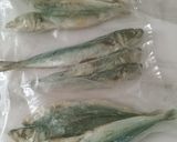 Foto langkah ke 1 dari resep Ikan asin suwir.