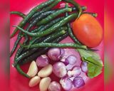 Foto langkah ke 2 dari resep Ikan asin cabe ijo.