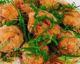 Hình bước làm 3 của món Gà rang muối