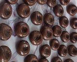 રાઉન્ડ ચોકલેટ (Round Chocolate Recipe In Gujarati) રેસીપી સ્ટેપ3ફોટો