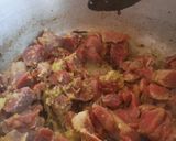 A picture of step 2 of Memoni beef khowsuey.