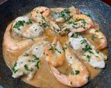 Foto del paso 13 de la receta: Wok de langostinos con rape