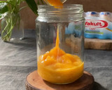 Foto langkah ke 2 dari resep Mangga Kocok Susu Yakult.