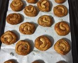 Foto langkah ke 2 dari resep Eggless Palm and Mede Cookies.