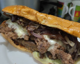 Foto del paso 17 de la receta: Sándwich🥐de berenjena🍆bbq, carne🧅, queso🧀y cebollas grillé🥯🥩🧀
