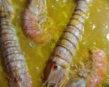 Foto del paso 6 de la receta: Arroz con gambones y galeras