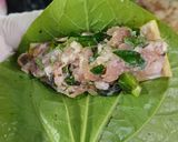 Hình bước làm 3 của món Lươn thịt cuộn lá lốt