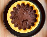 Foto del passaggio 4 della ricetta Tortino Cremoso Latte e Cioccolato al Microonde