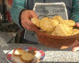 Foto del paso 2 de la receta: Alfajores de avecoco (avena y coco)!😜