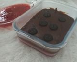 Foto langkah ke 4 dari resep Pudding 2 Lapis Pink Coklat Saus Strawberry.