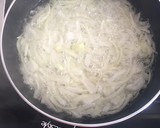 Foto del paso 2 de la receta: Tortilla de patatas con cebolla
