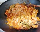 A picture of step 4 of Turkey and Potatoes with Ketchup.